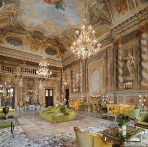 Grand Hotel Continental Siena - Starhotels Collezione Siena